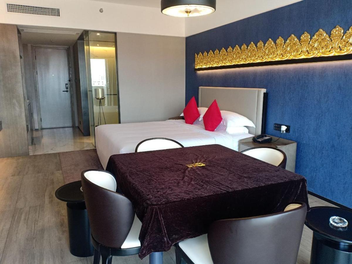 Tian Yi International Hotel 天艺国际酒店 Phnom Penh Exterior photo