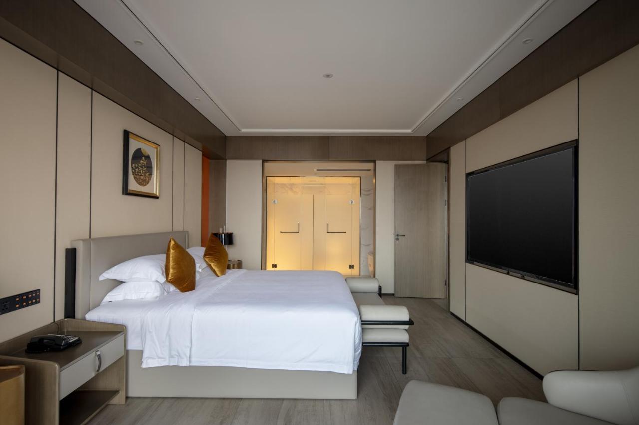 Tian Yi International Hotel 天艺国际酒店 Phnom Penh Exterior photo