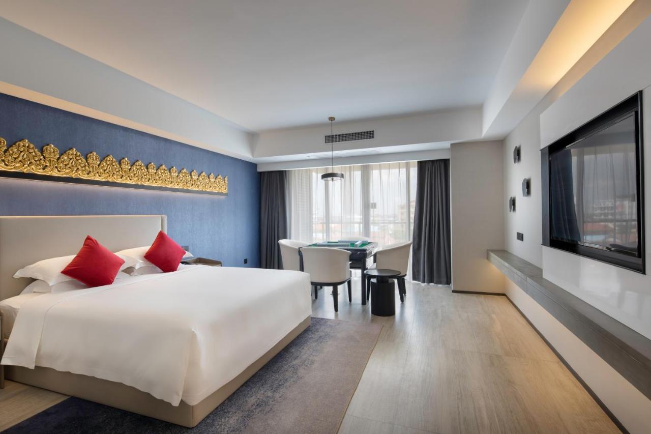 Tian Yi International Hotel 天艺国际酒店 Phnom Penh Exterior photo